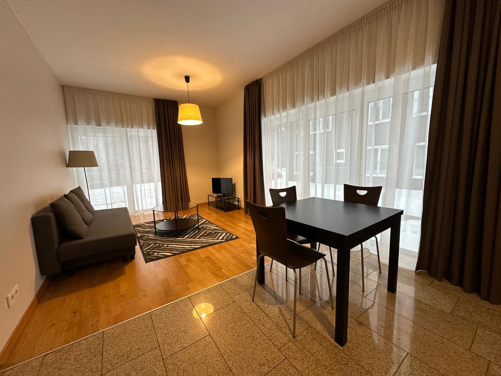 Forrest Apartment *