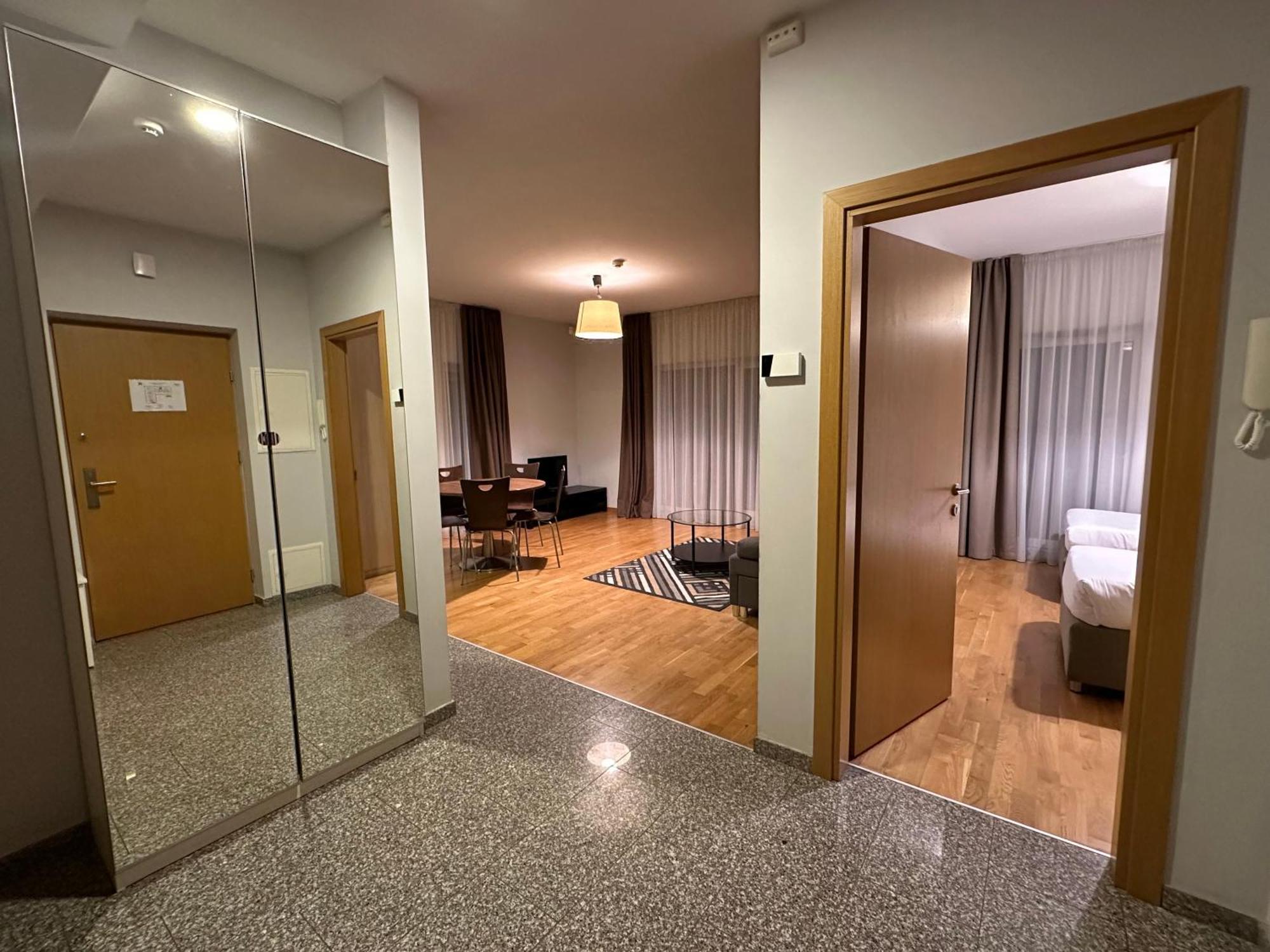 Forrest Apartment